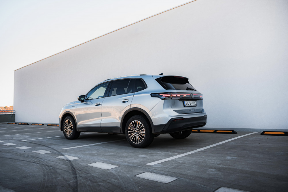 Volkswagen Tiguan eHybrid Limited
